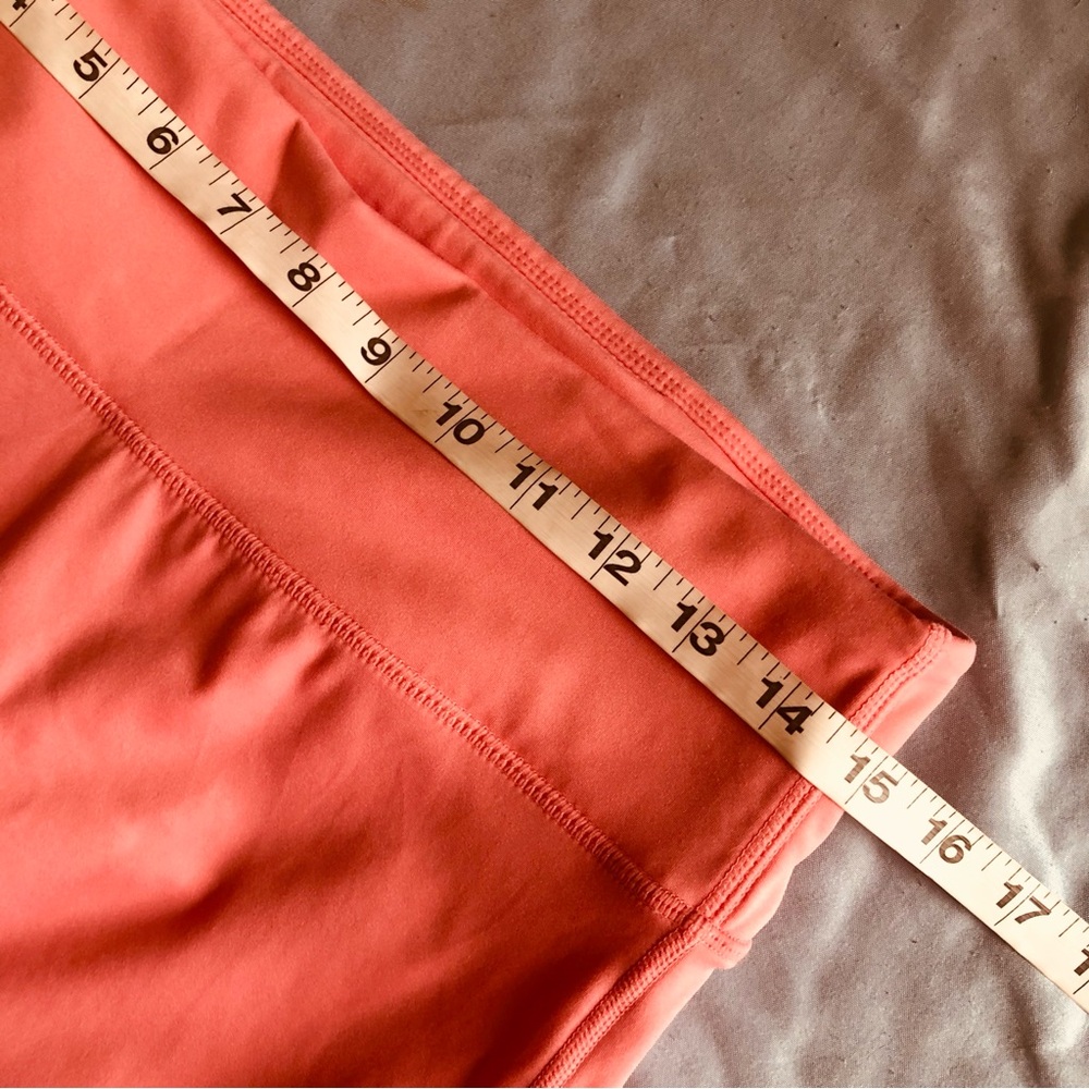 Fabletics Motion 365 Leggings - Picture 7 of 8